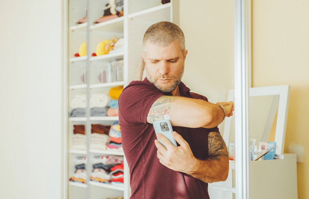 Pros & cons of continuous glucose monitoring